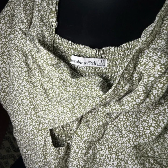 Abercrombie Floral Cutout Jumpsuit Sage Green – Small Tall - Picture 7 of 10